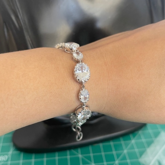 Sterling silver oval cut tennis cz bracelet - Picture 2 of 4